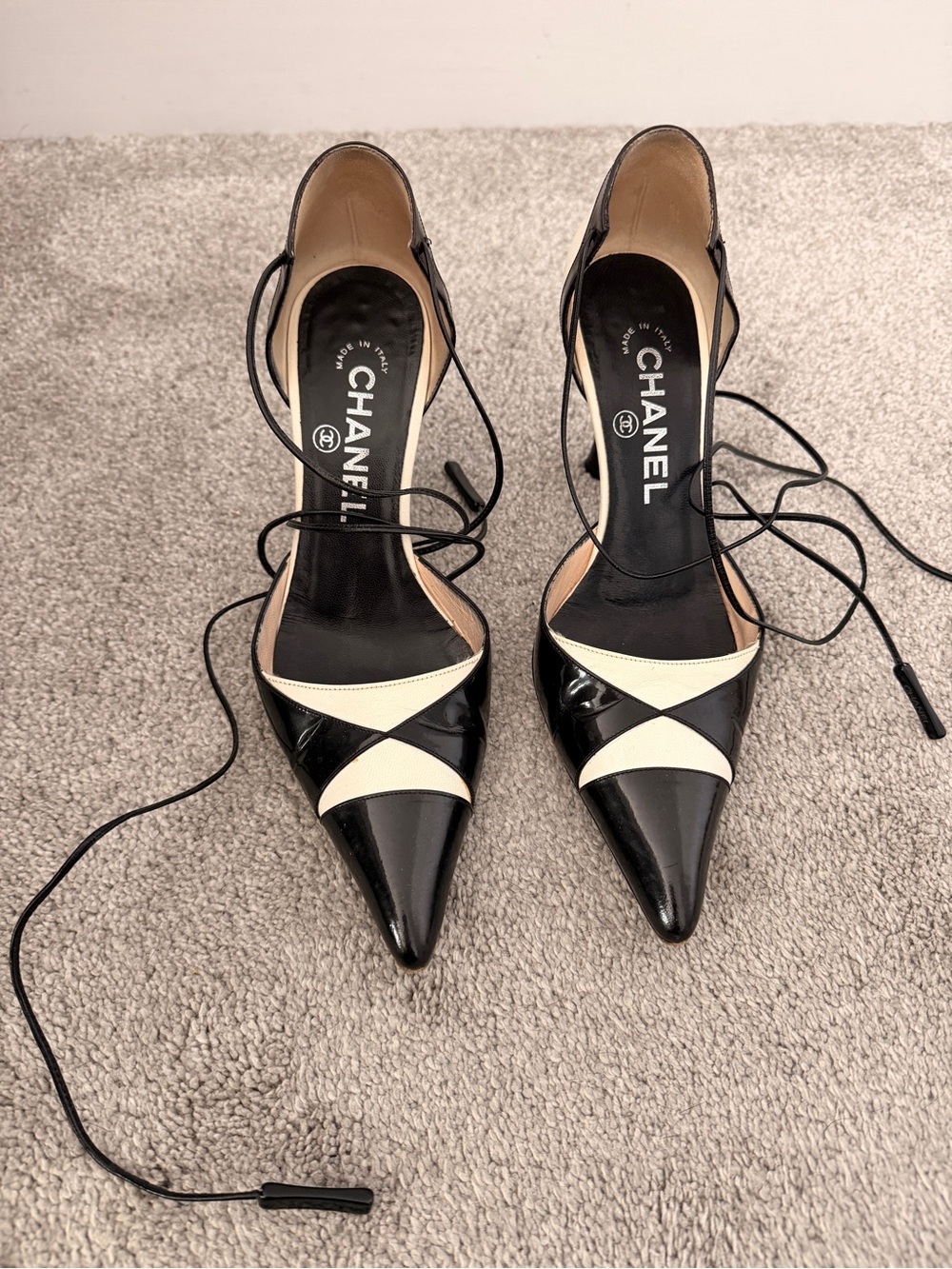 Vintage CHANEL Black and White Pointed Lace-Up Pumps